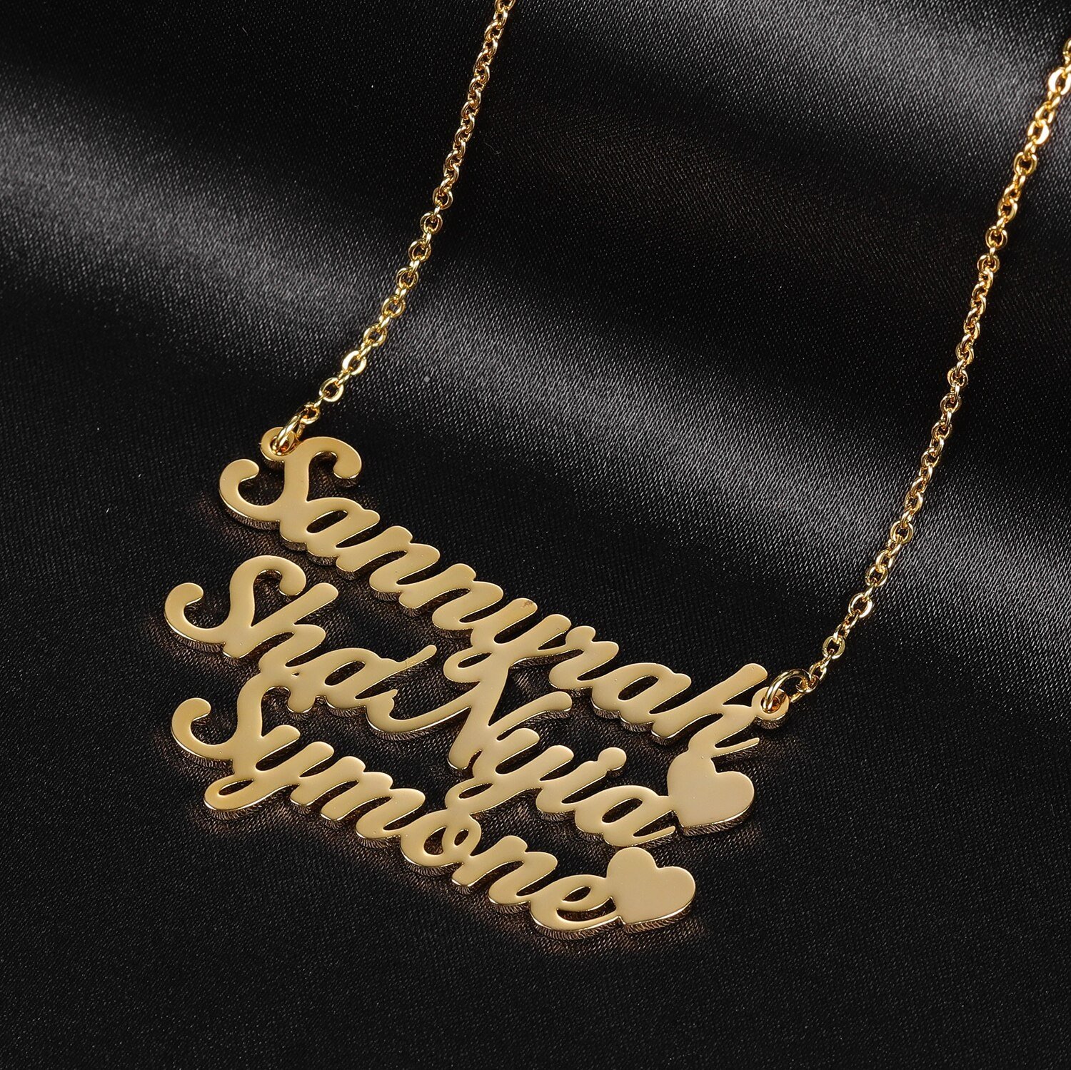 3 names on a necklace