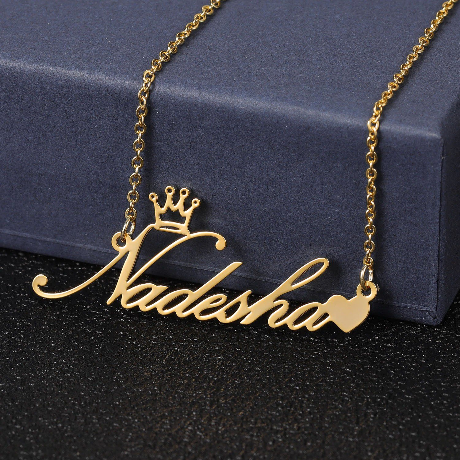 Crown Heart Name Necklace | Custom Jewelry | Beceff